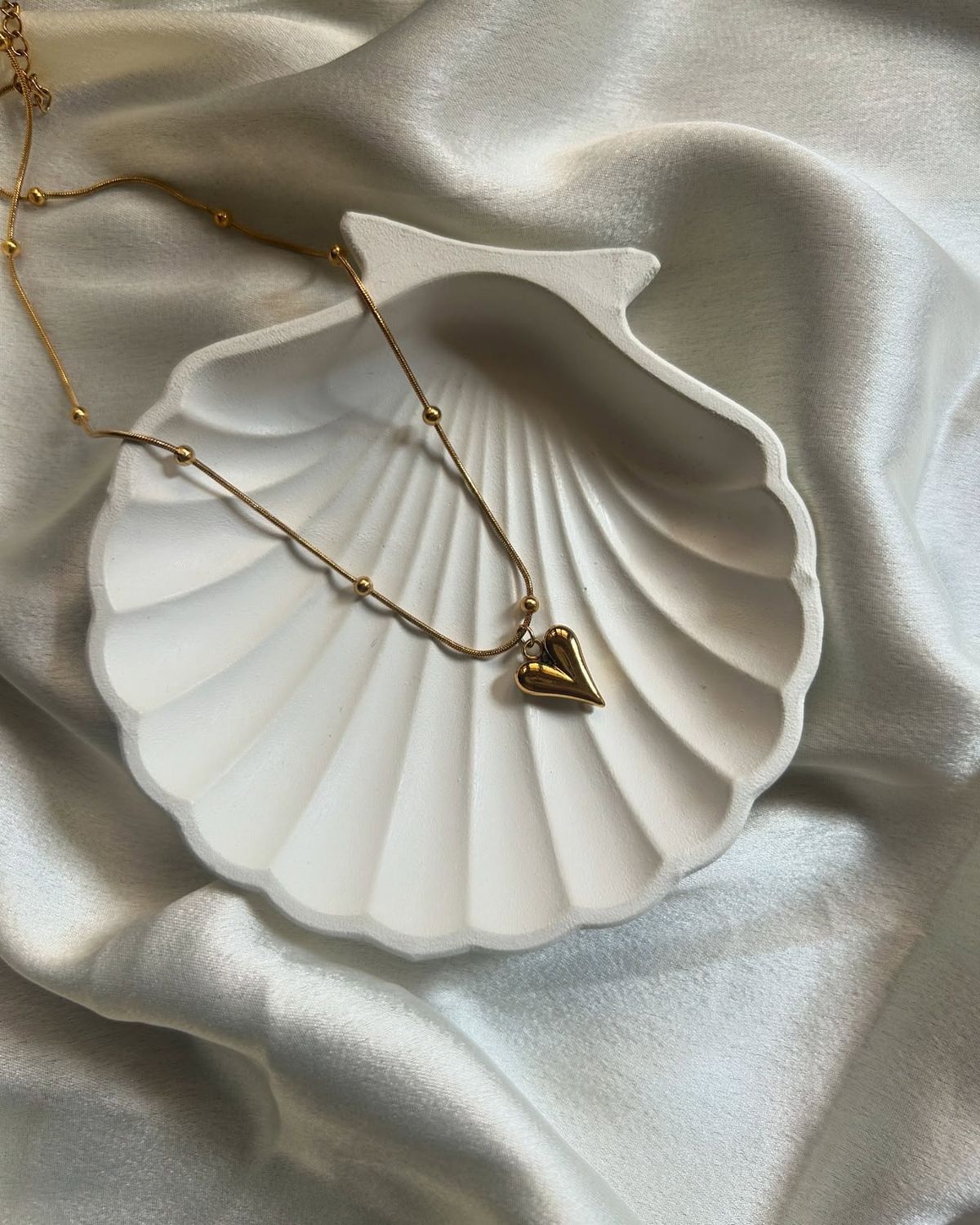 Heart Beat Pendant Necklace Gold